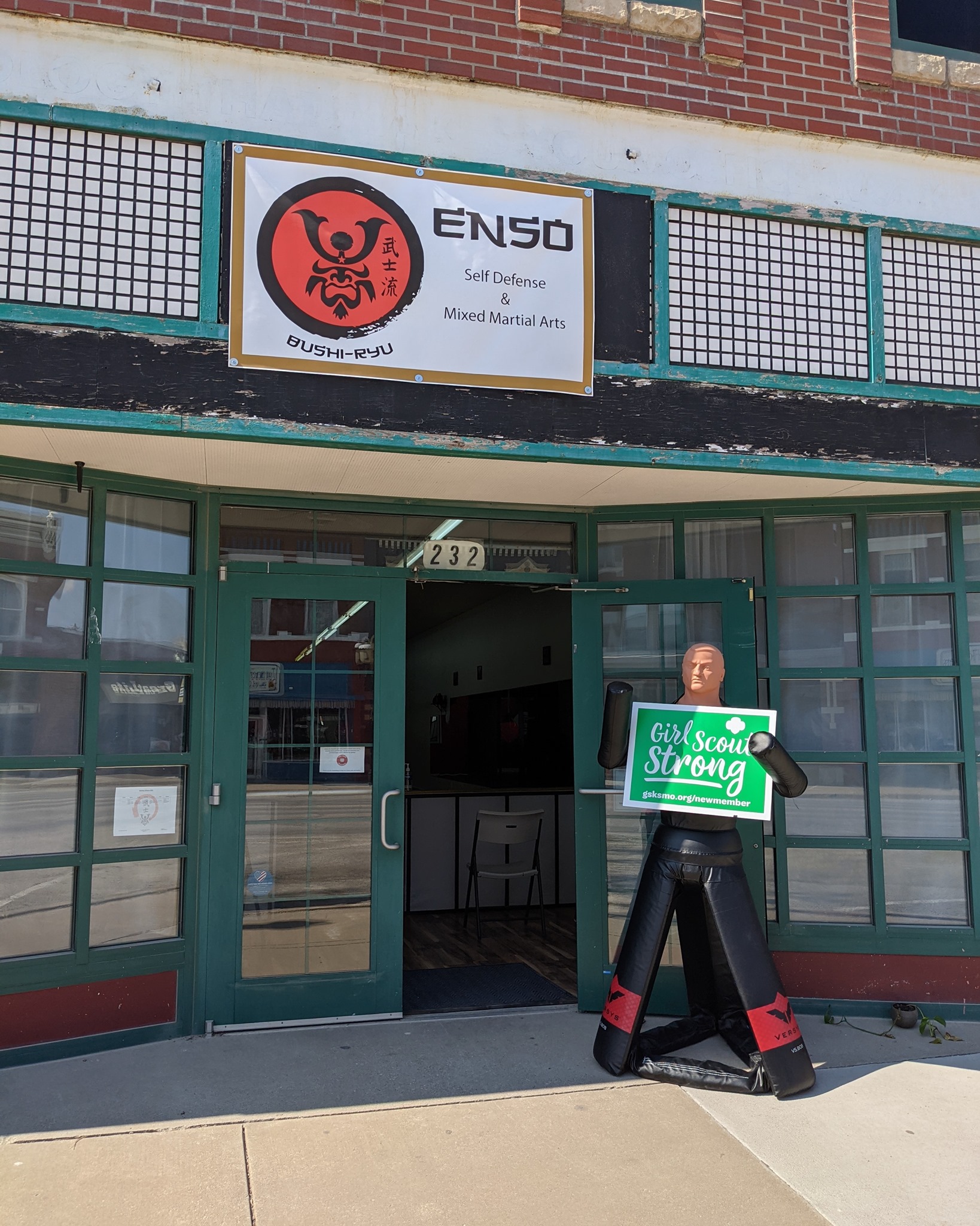 Dojo front